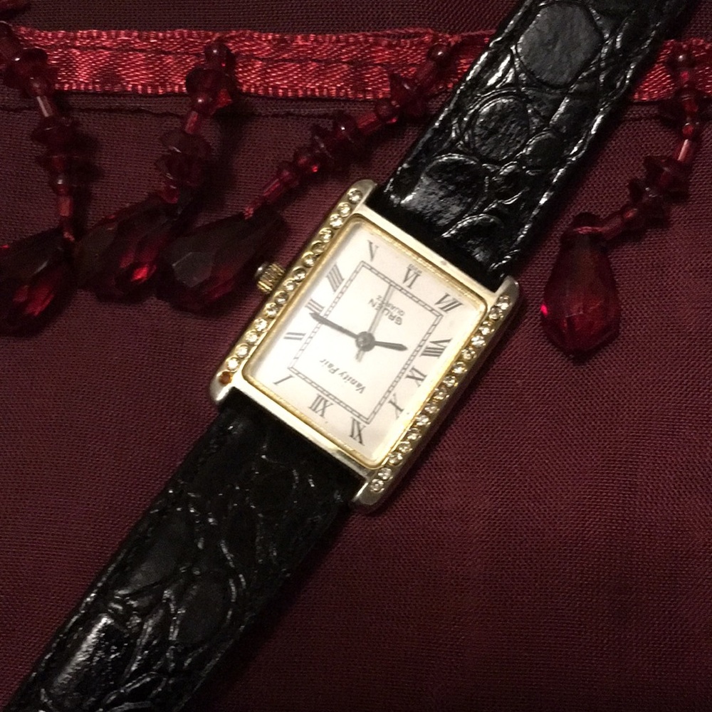 NWOT Vanity Fair Ladies Wrist Watch